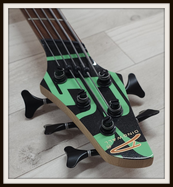 Dingwall JT3 John Taylor 5-String, Metallic Black *2nd Hand*